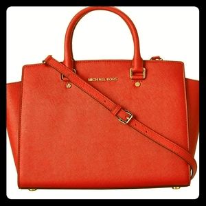 Michael Kors Selma Medium handbag
